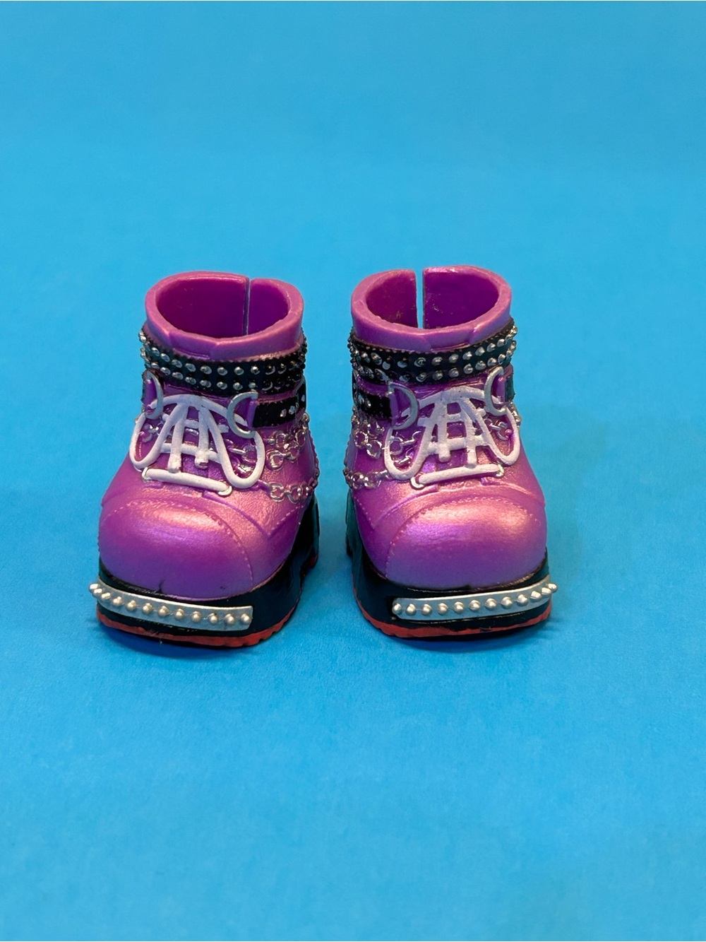 Na Na Na Surprise Rebel Dare Boots from Series 1